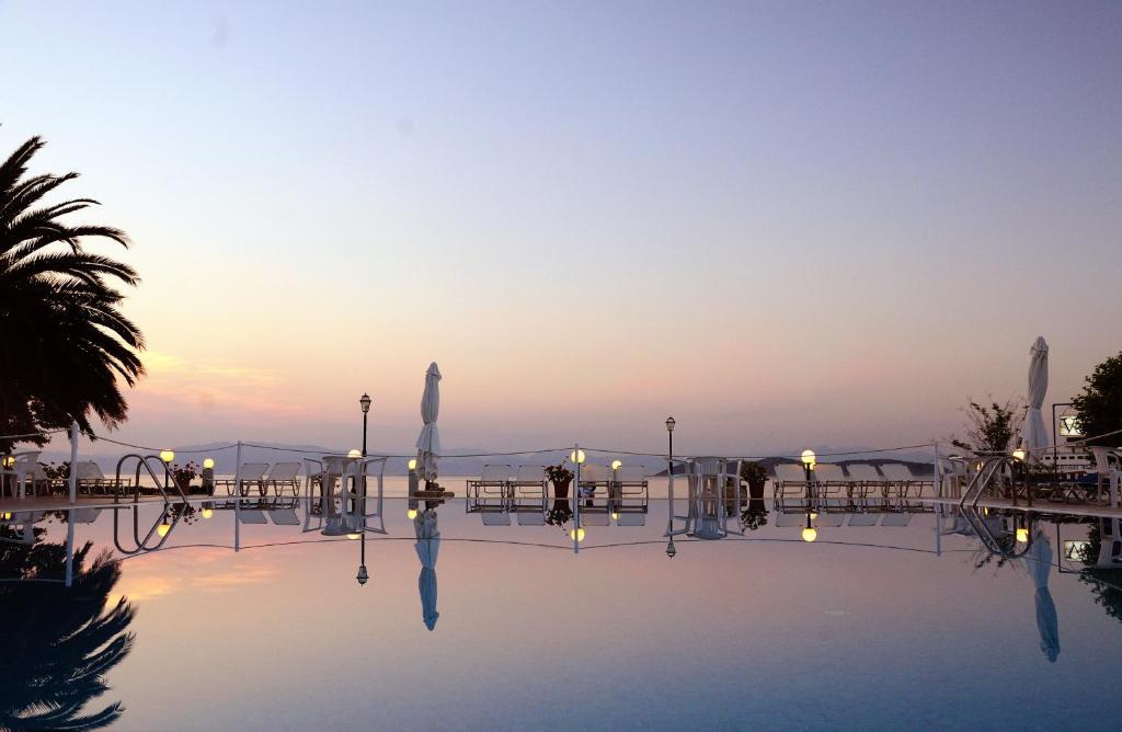 לימנאס Vournelis Hotel מראה חיצוני תמונה