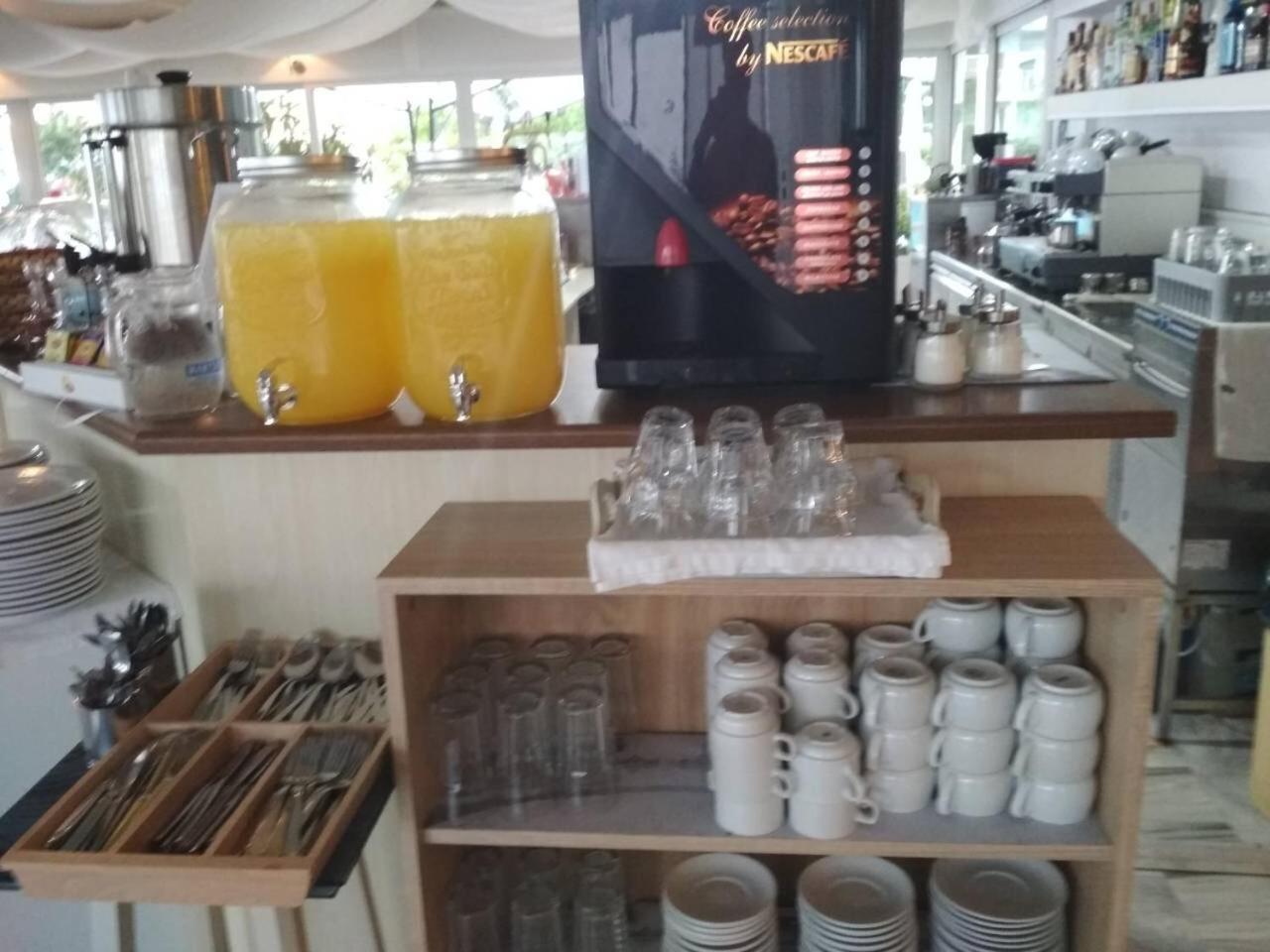 לימנאס Vournelis Hotel מראה חיצוני תמונה