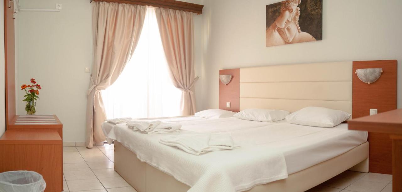 לימנאס Vournelis Hotel מראה חיצוני תמונה