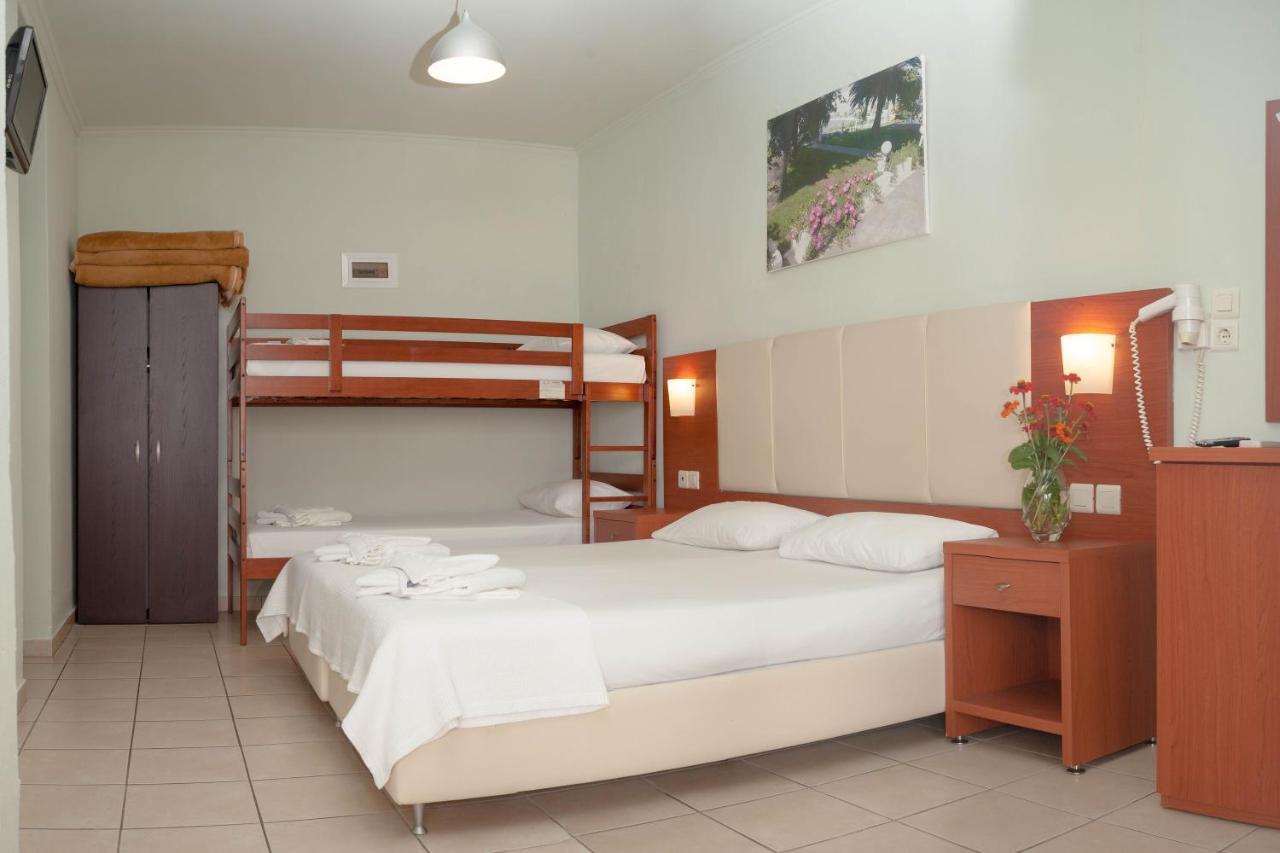 לימנאס Vournelis Hotel מראה חיצוני תמונה