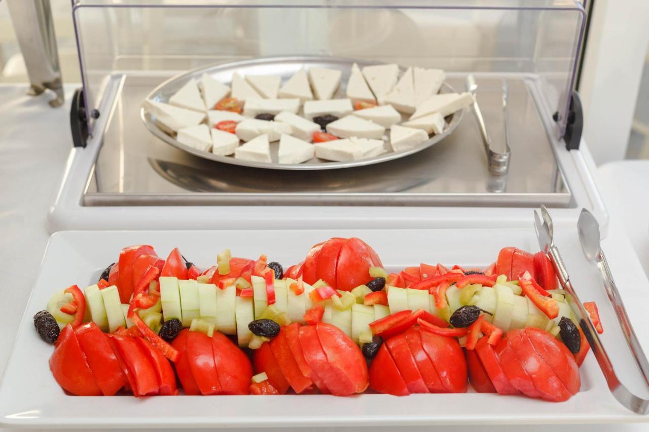 לימנאס Vournelis Hotel מראה חיצוני תמונה