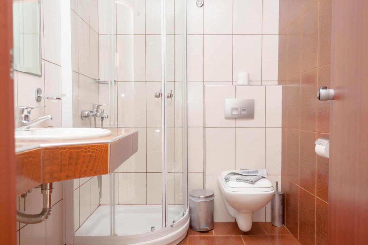 לימנאס Vournelis Hotel מראה חיצוני תמונה