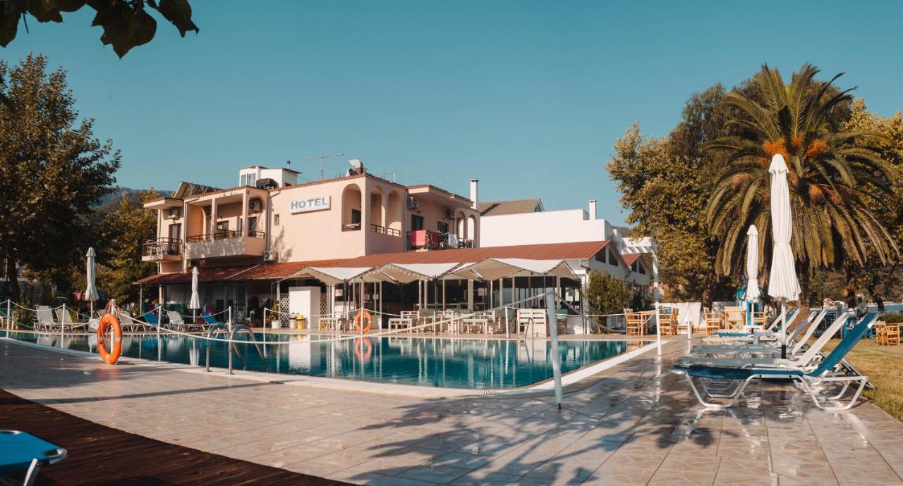 לימנאס Vournelis Hotel מראה חיצוני תמונה