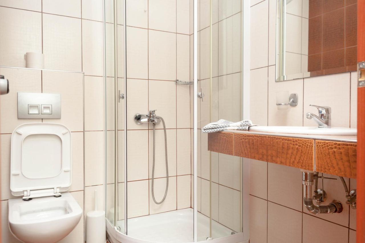 לימנאס Vournelis Hotel מראה חיצוני תמונה